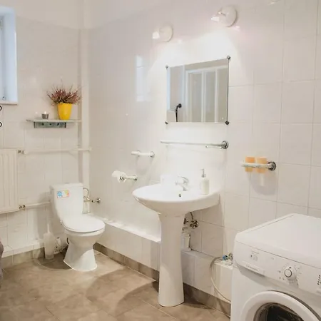 Apartament Srodmiescie 아파트